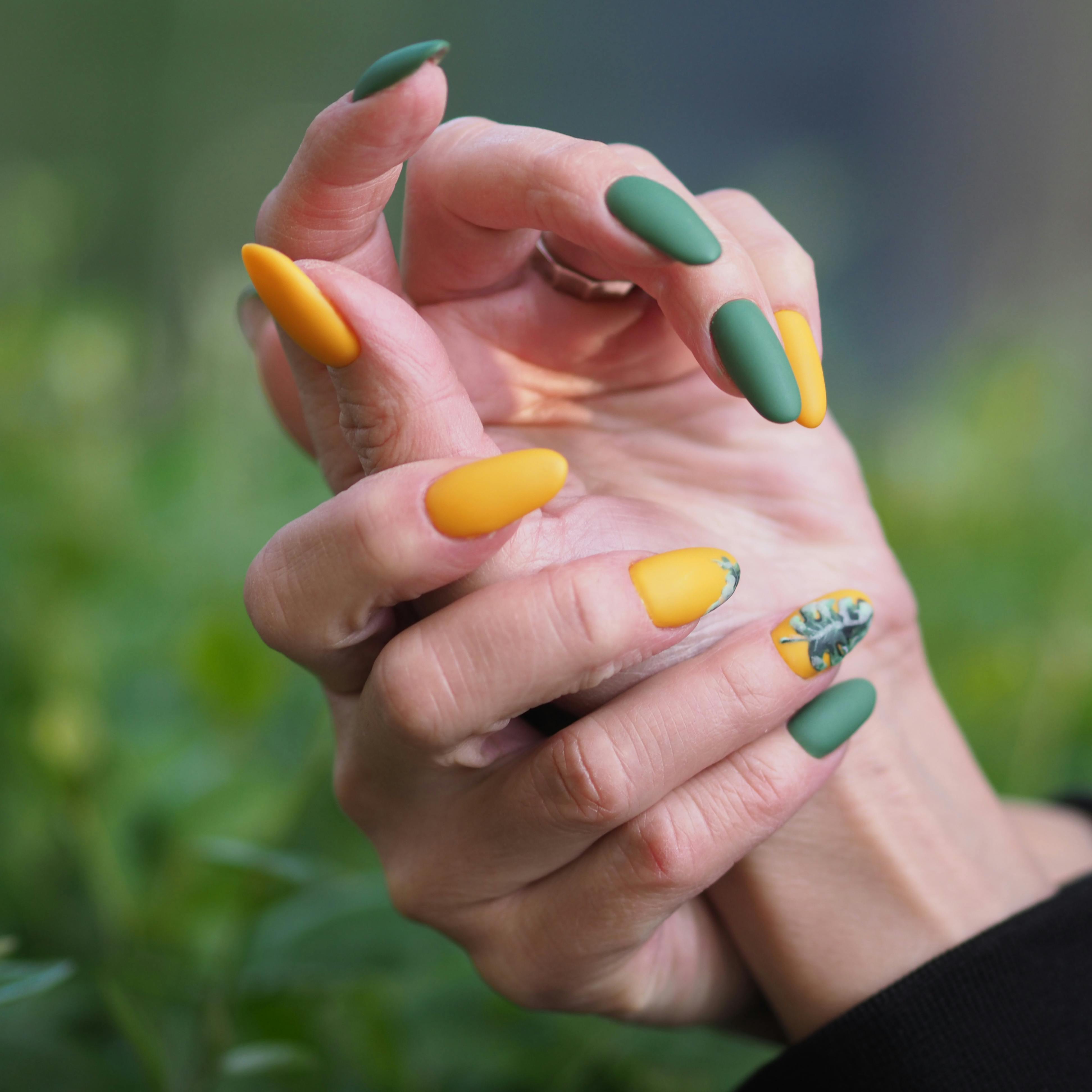 Summer Nails